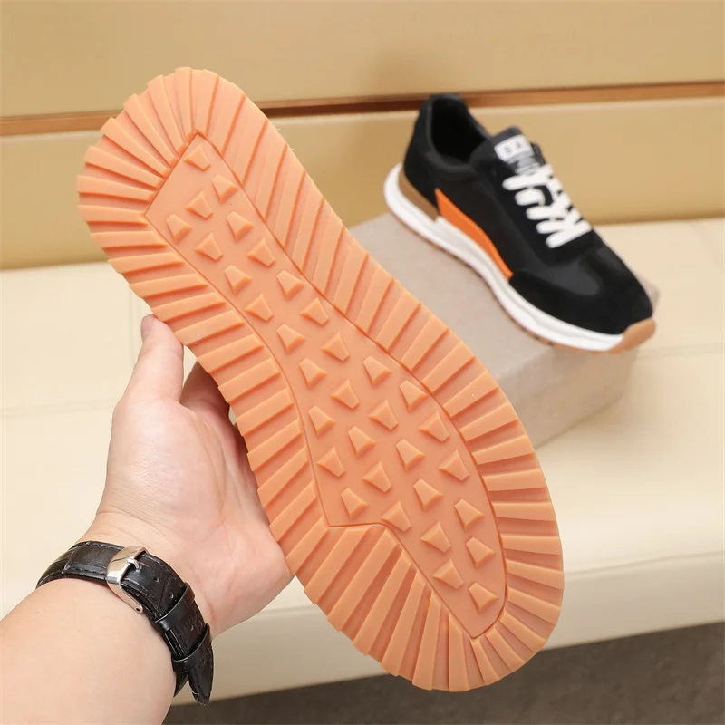 Fendi Low Shoes Elegant 23231