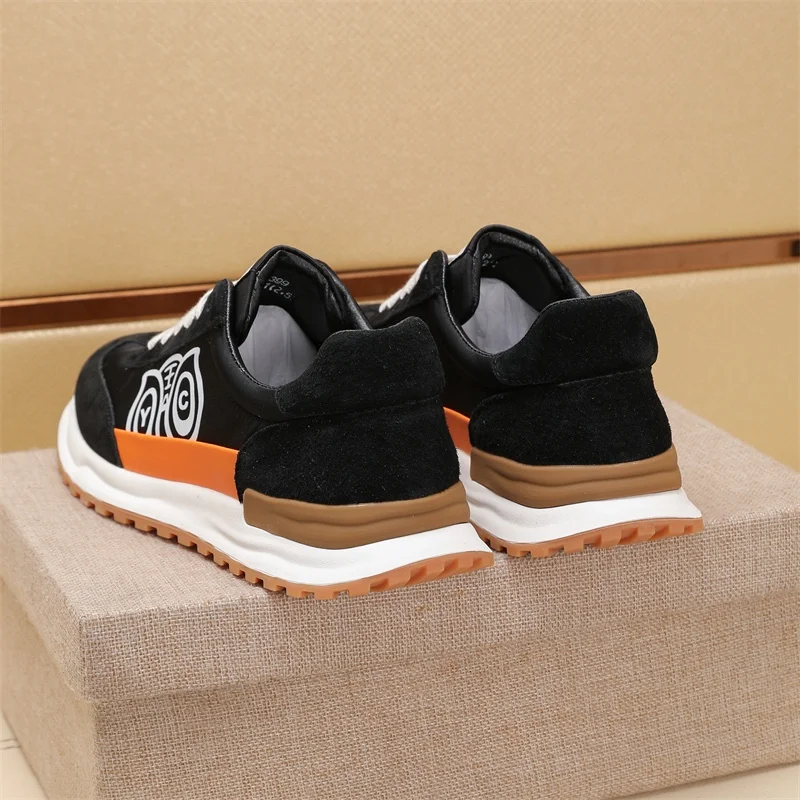 Fendi Low Shoes Elegant 23231