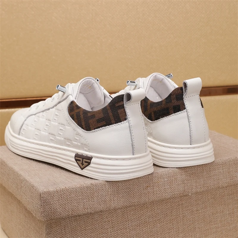 Fendi Low Shoes RelaxedFit 23241