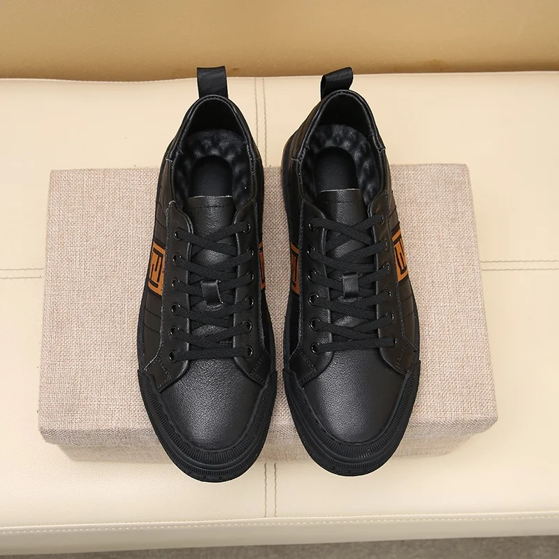 Fendi Low Shoes WrinkleFree 23235
