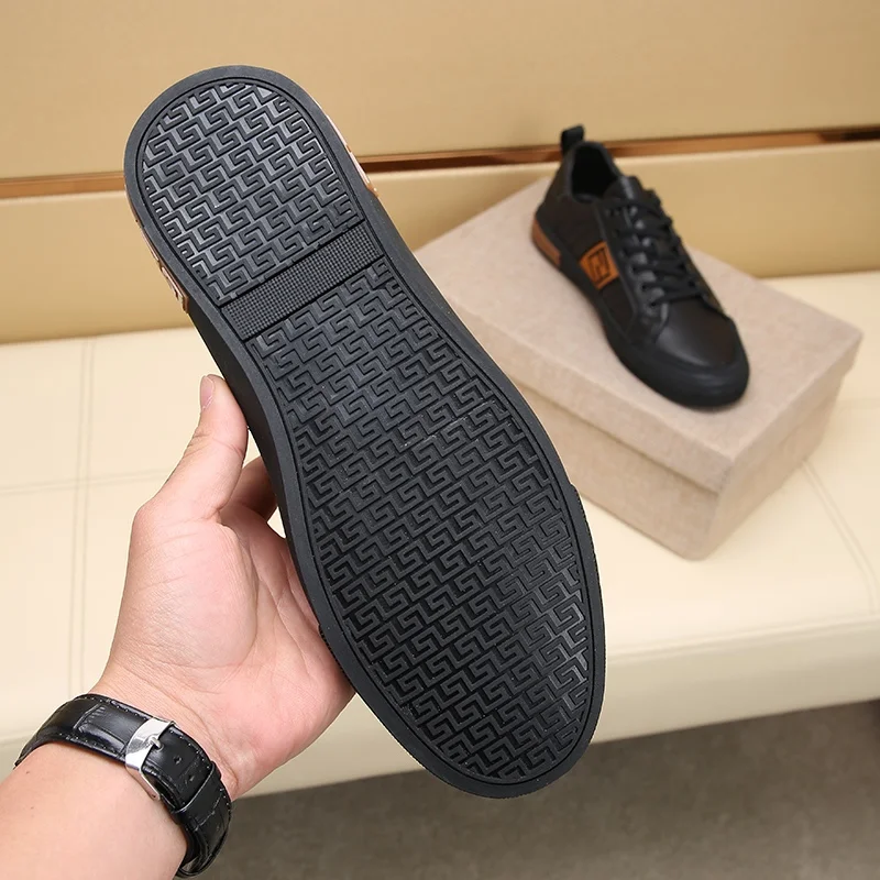 Fendi Low Shoes WrinkleFree 23235