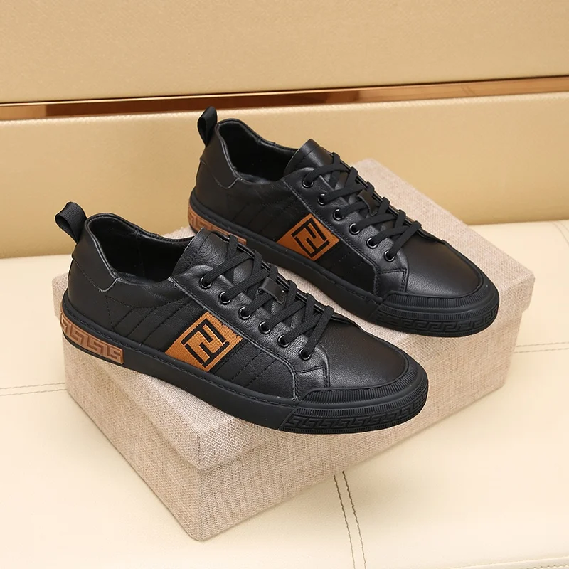 Fendi Low Shoes WrinkleFree 23235