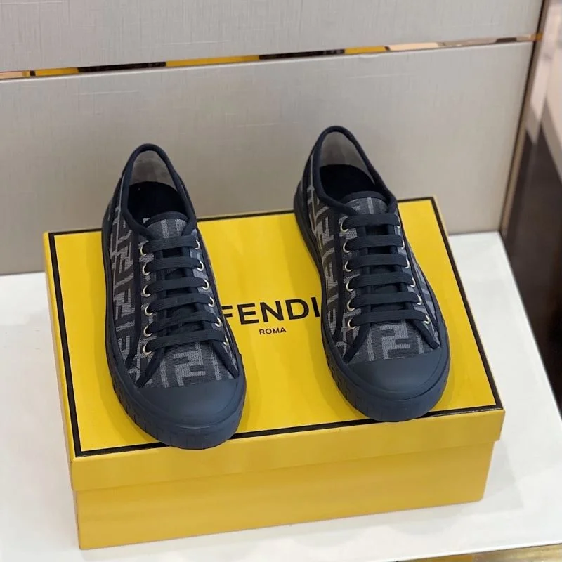 Cozy Fendi Low Shoes 23227