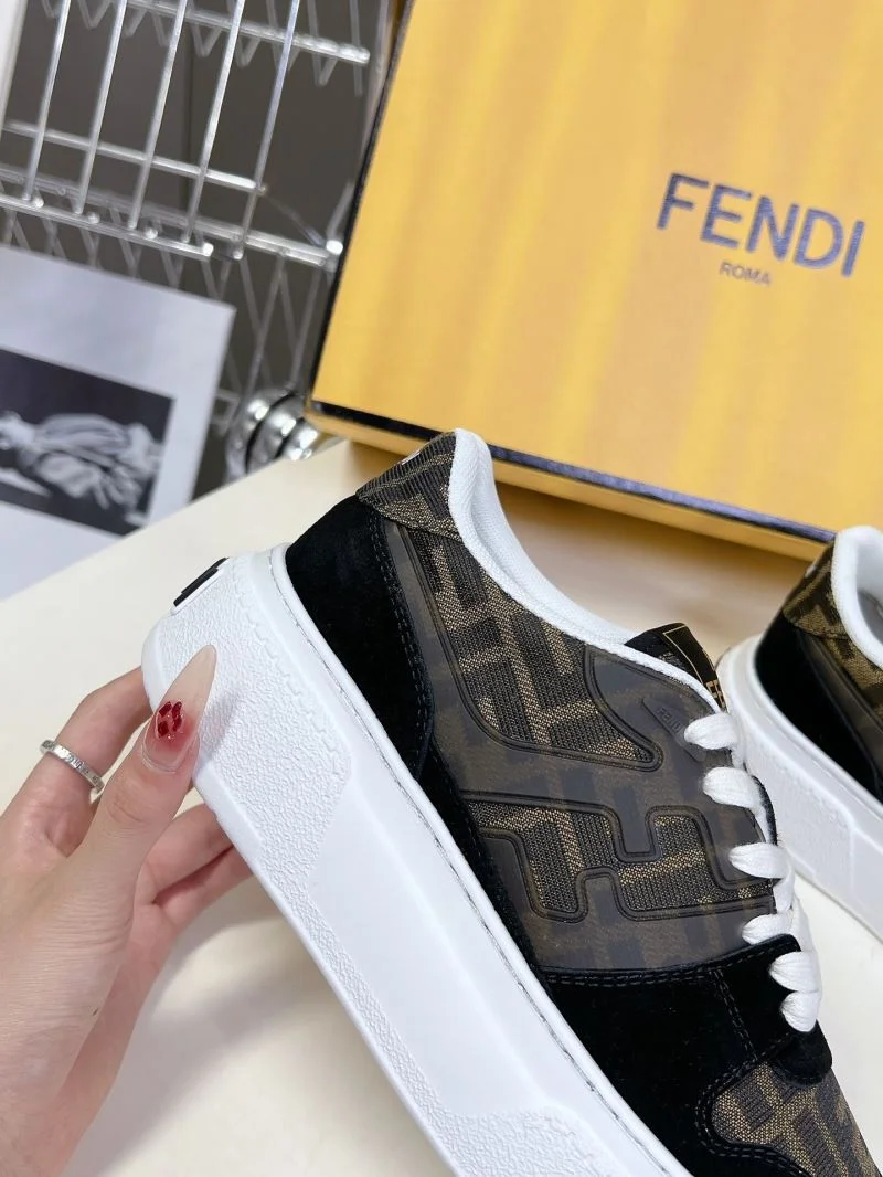Supportive Fendi Low Shoes 23316