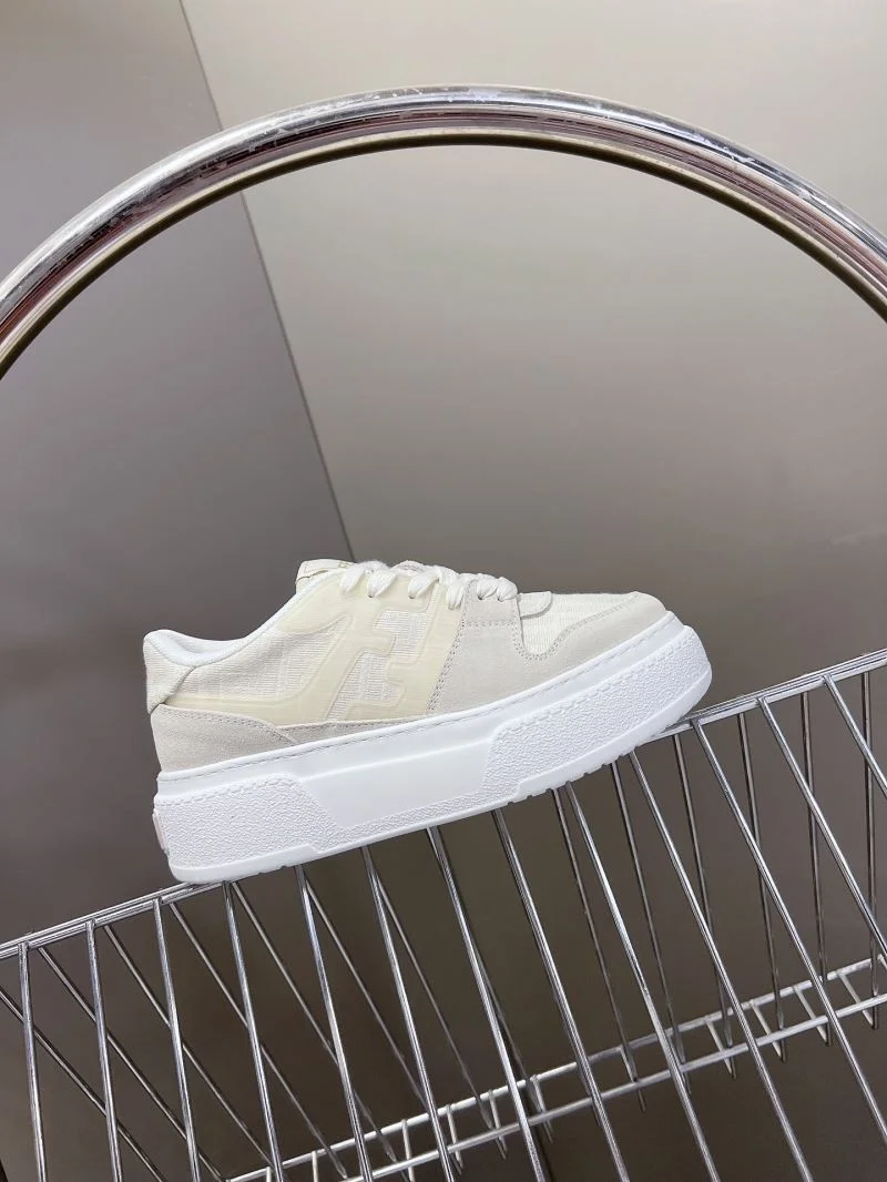 Fendi Low Shoes ModernLook 23312