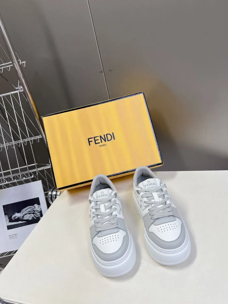 Vibrant Fendi Low Shoes 23328