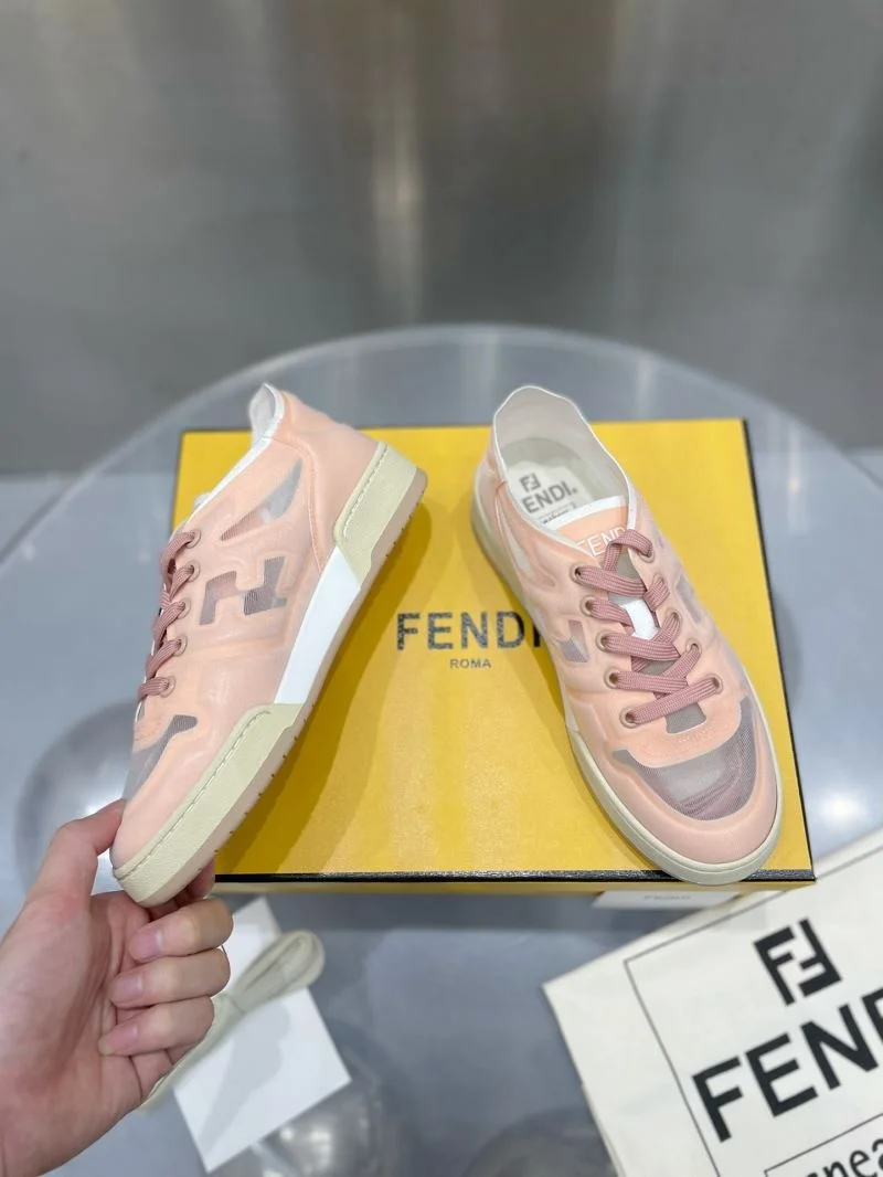 Youthful Fendi Low Shoes 23533