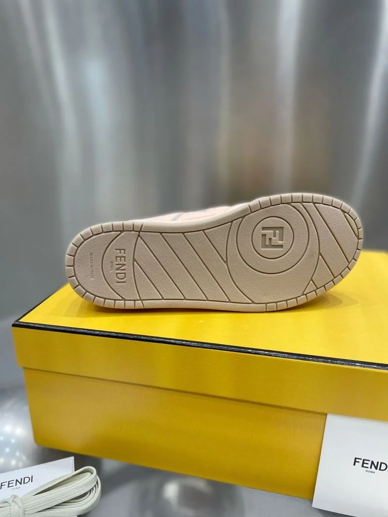 Youthful Fendi Low Shoes 23533