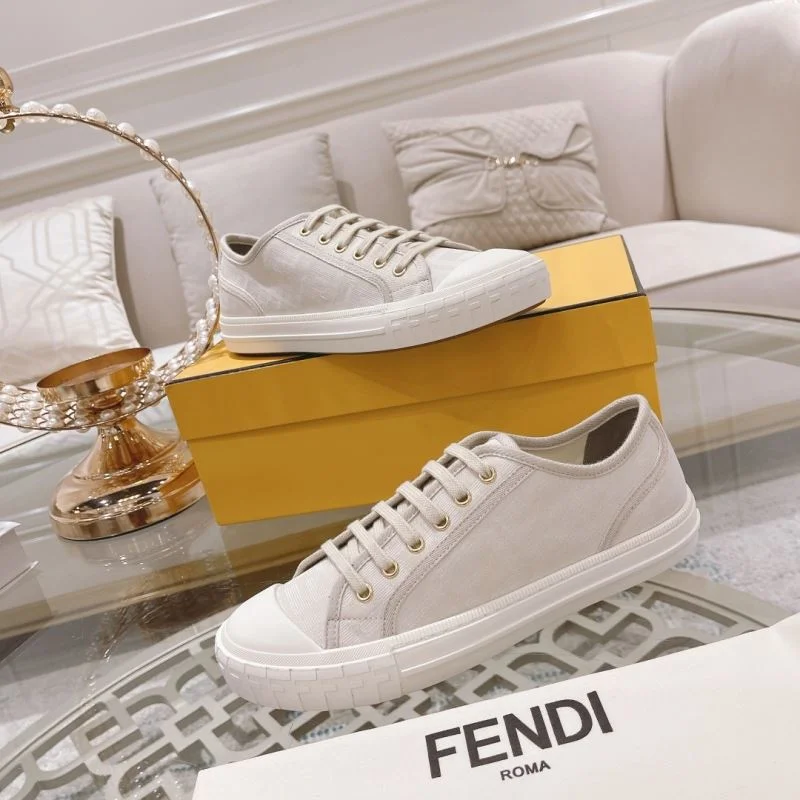 Fendi Low Shoes Sophisticated 23544