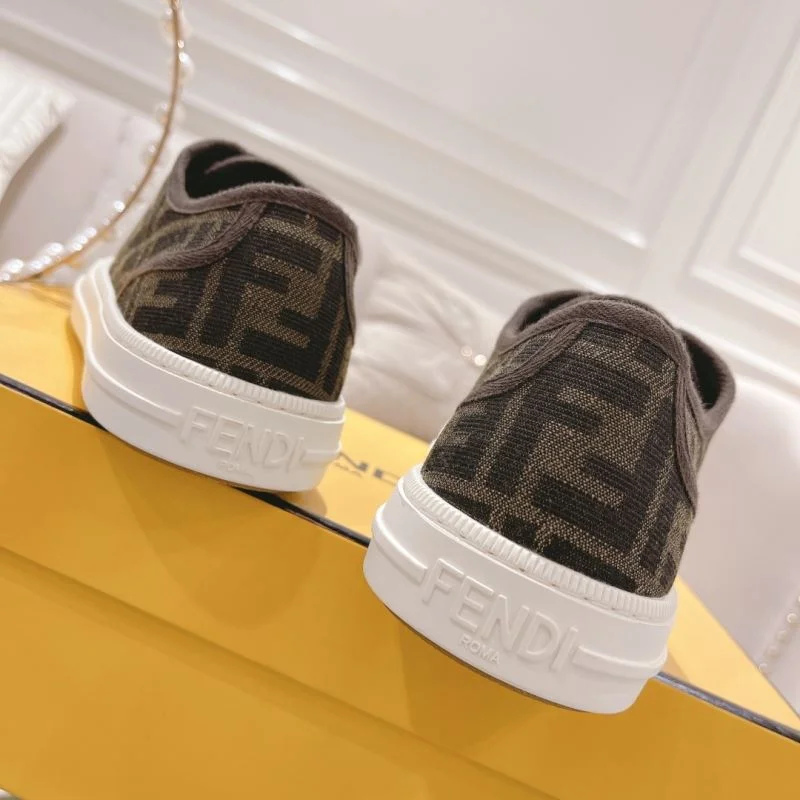 SportInspired Fendi Low Shoes 23526