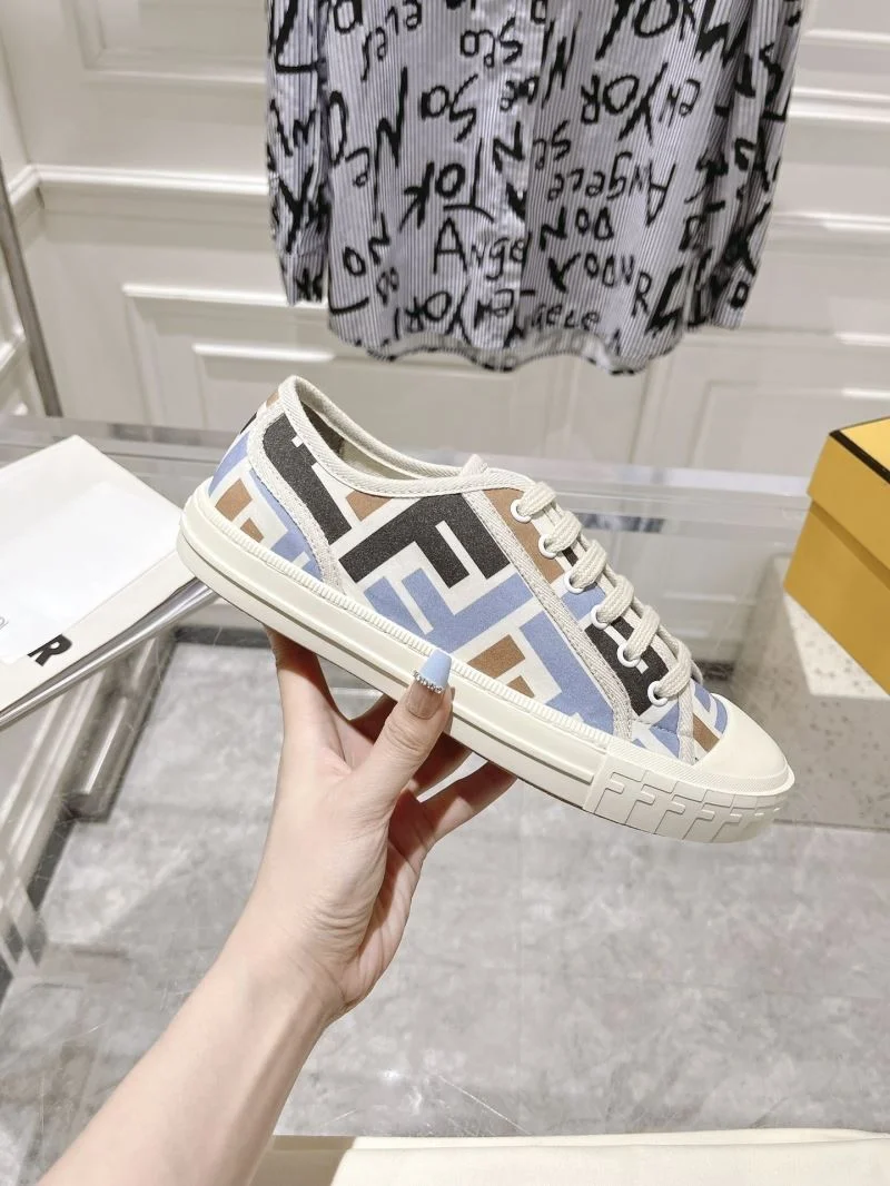 Fendi Low Shoes Contemporary 23522