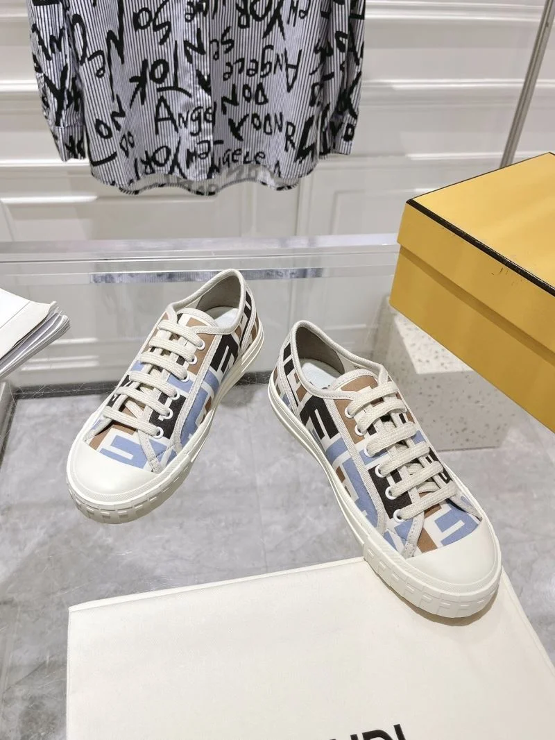 Fendi Low Shoes Contemporary 23522
