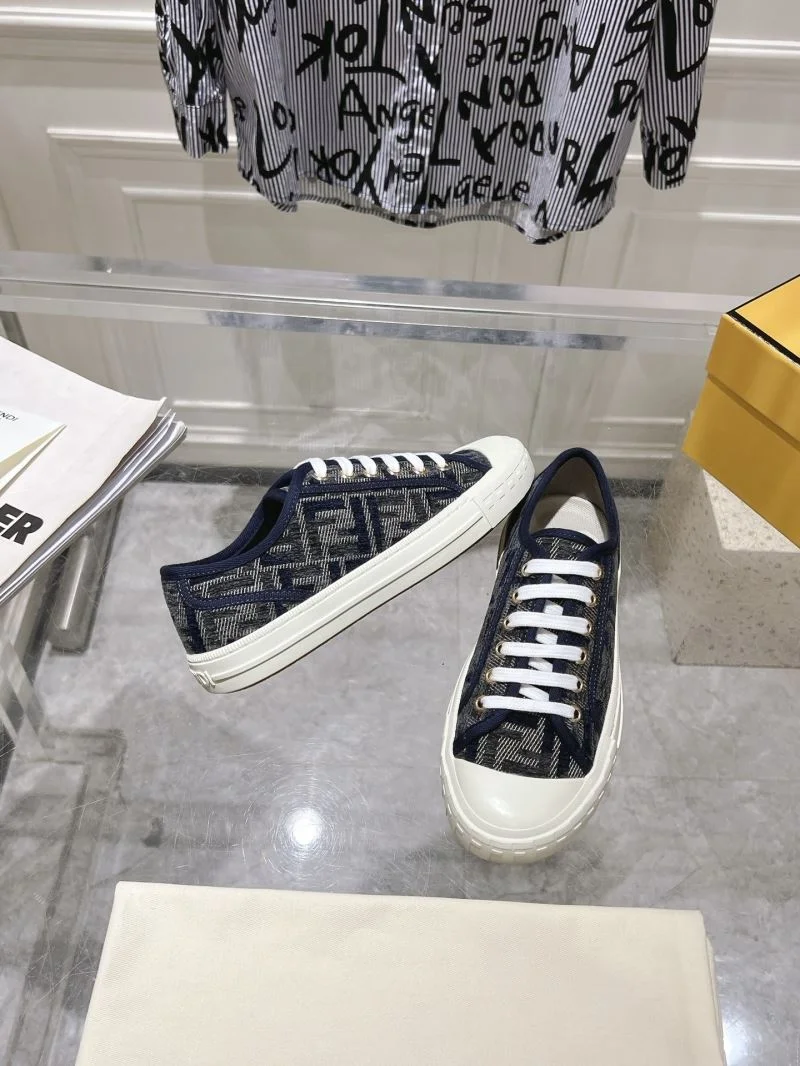 Fendi Low Shoes TimelessDesign 23521