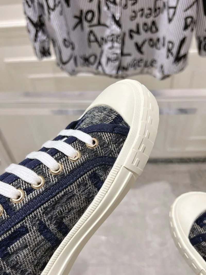Fendi Low Shoes TimelessDesign 23521