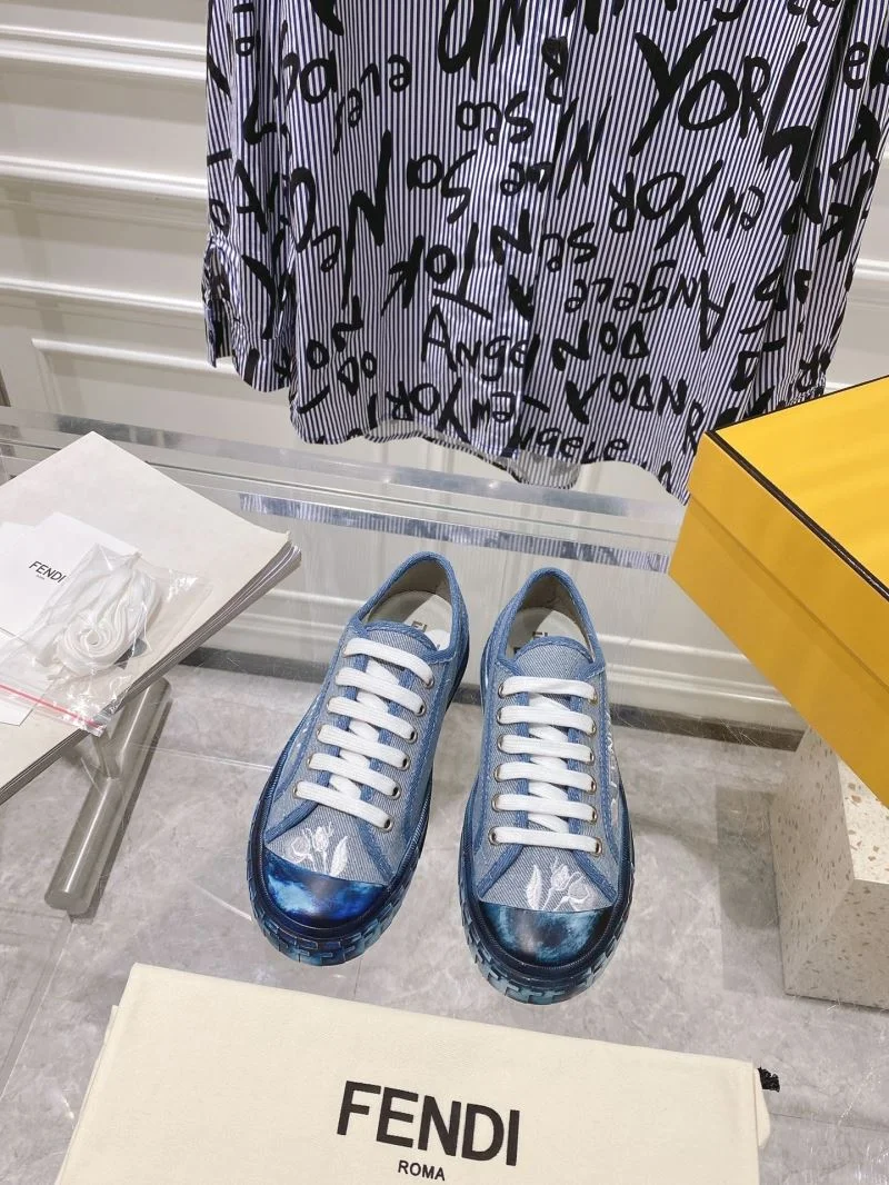 WellDesigned Fendi Low Shoes 23517