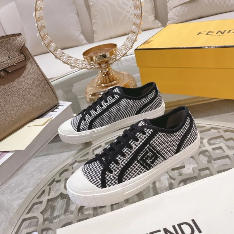 Fendi Low Shoes Unique 23513