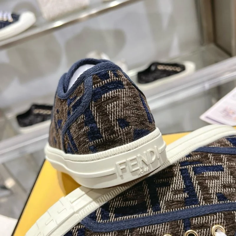 Fendi Low Shoes MultiPurpose 23481