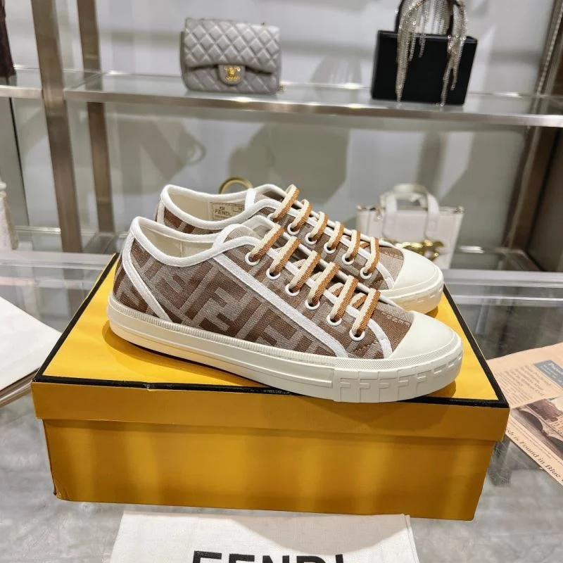 ComfortFit Fendi Low Shoes 23471