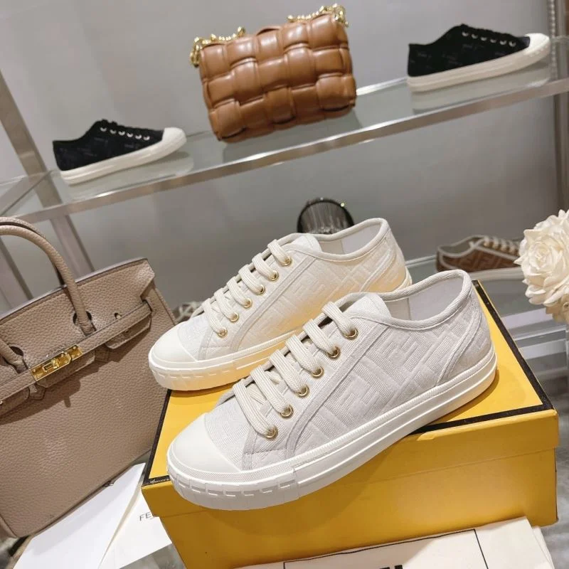 Minimalist Fendi Low Shoes 23454