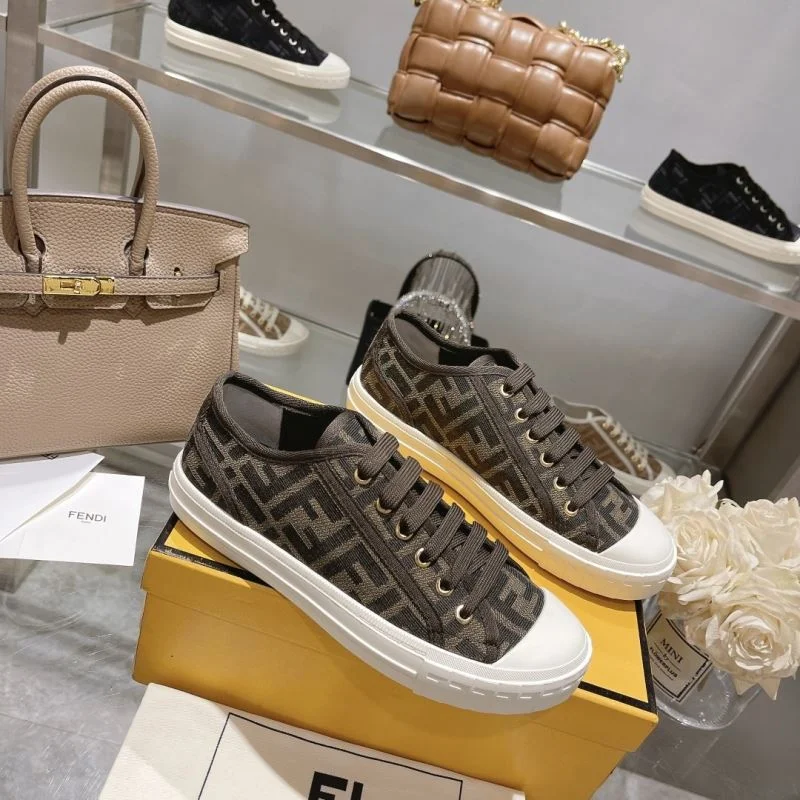 Flexible Fendi Low Shoes 23450