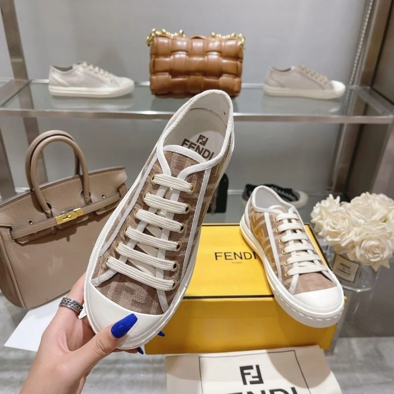 Fendi Low Shoes SoftTouch 23469