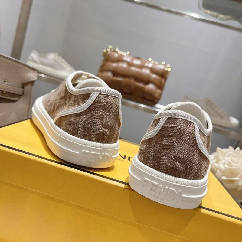 Fendi Low Shoes SoftTouch 23469