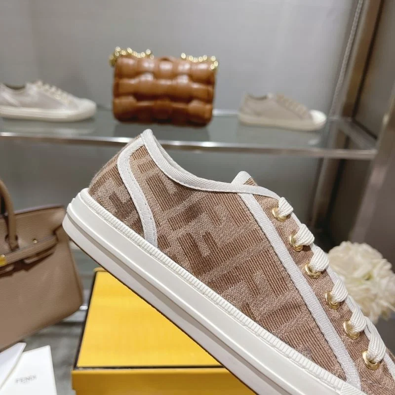 Fendi Low Shoes SoftTouch 23469