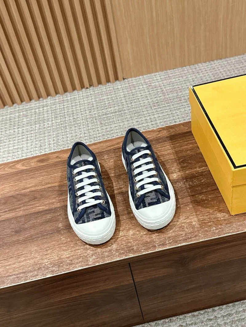 Fendi Low Shoes Lightweight 23456