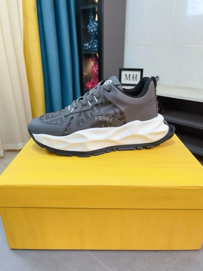 Fendi Low Shoes Popular 23667