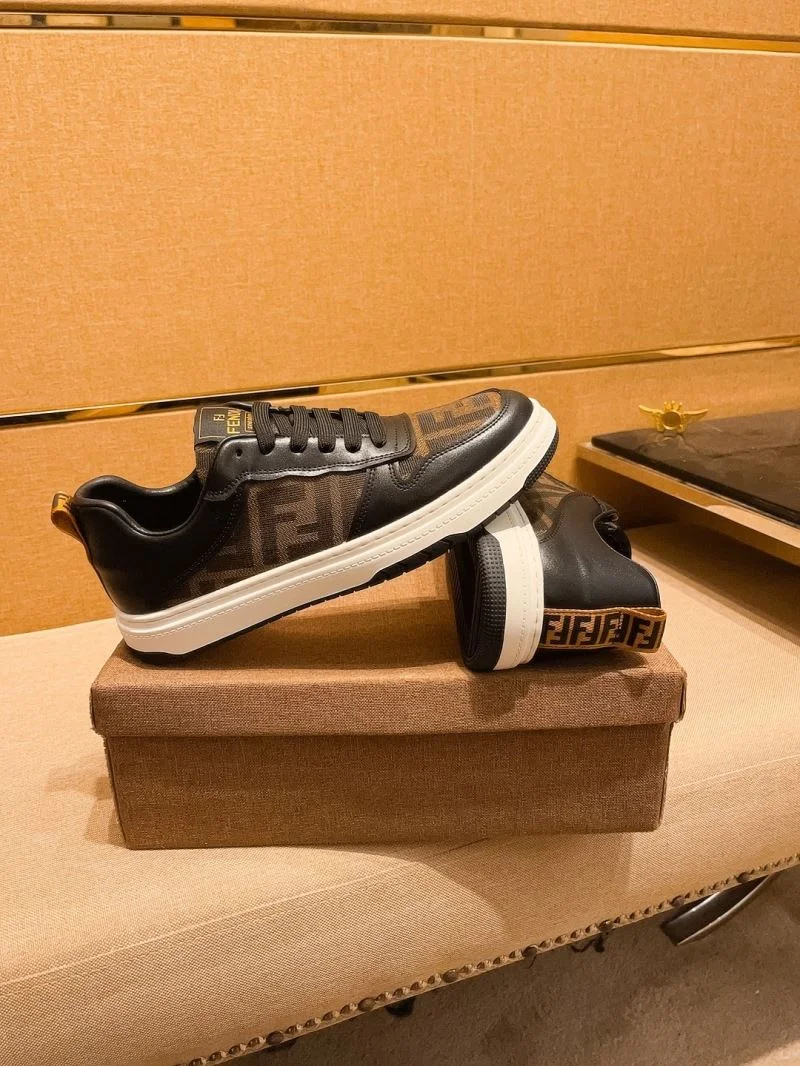 ComfortFit Fendi Low Shoes 23662