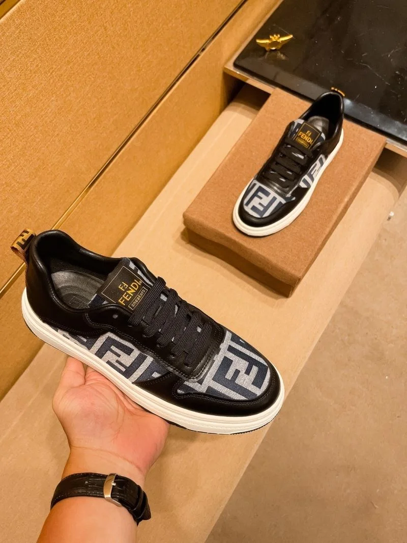 Fendi Low Shoes Unique 23669