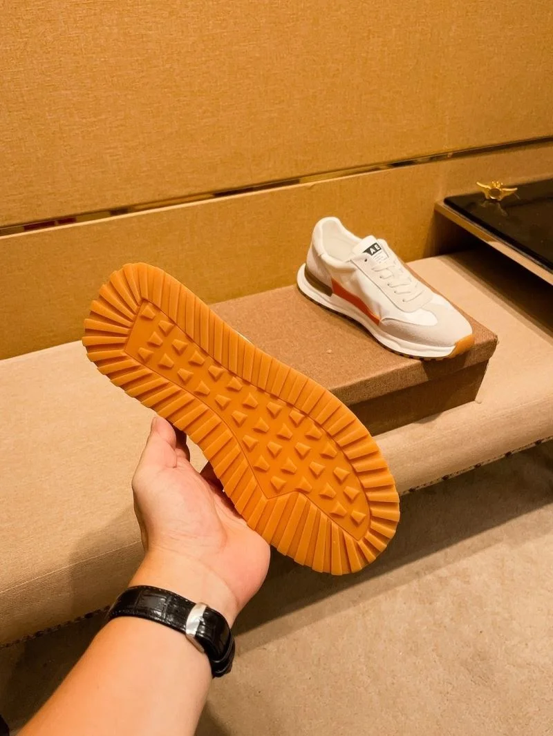 Durable Fendi Low Shoes 23659