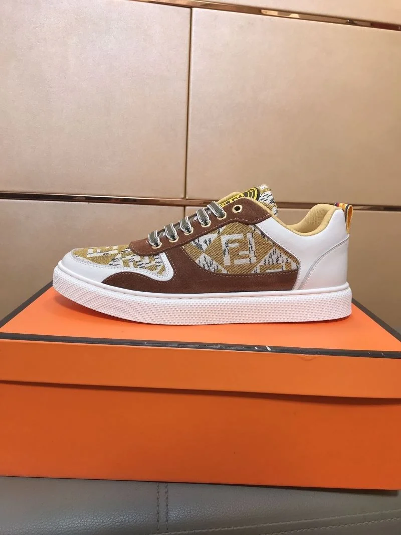 Fendi Low Shoes DailyWear 23650