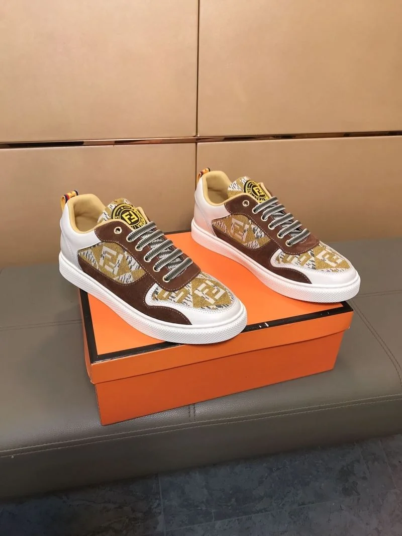 Fendi Low Shoes DailyWear 23650