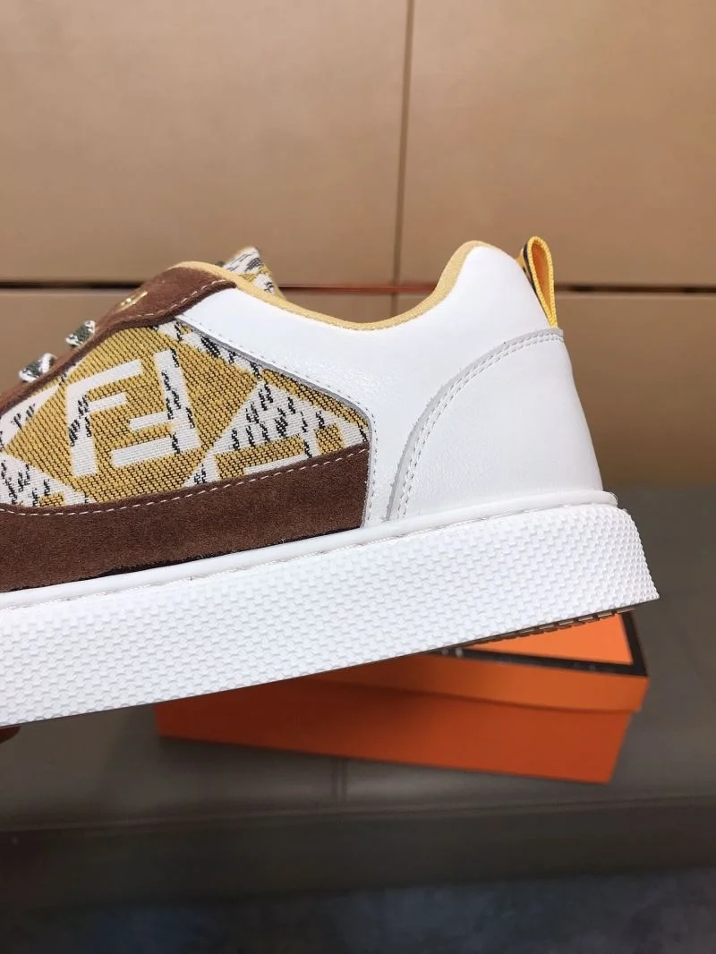 Fendi Low Shoes DailyWear 23650