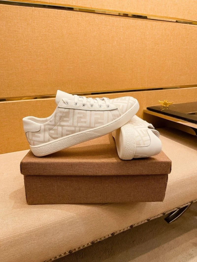 Fendi Low Shoes MoistureWicking 23657