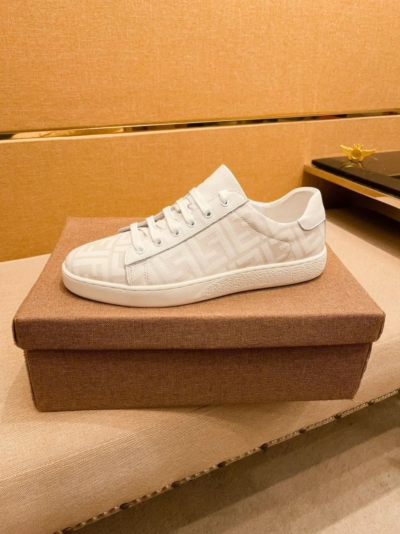 Fendi Low Shoes MoistureWicking 23657
