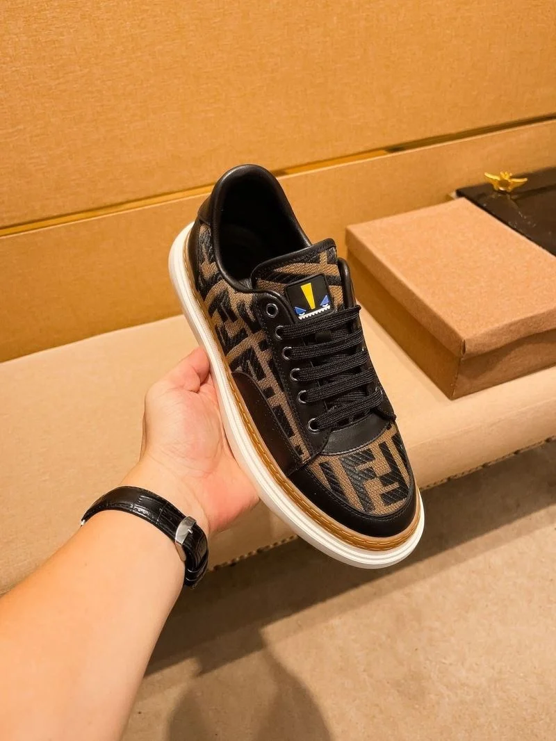 ComfortFit Fendi Low Shoes 23692
