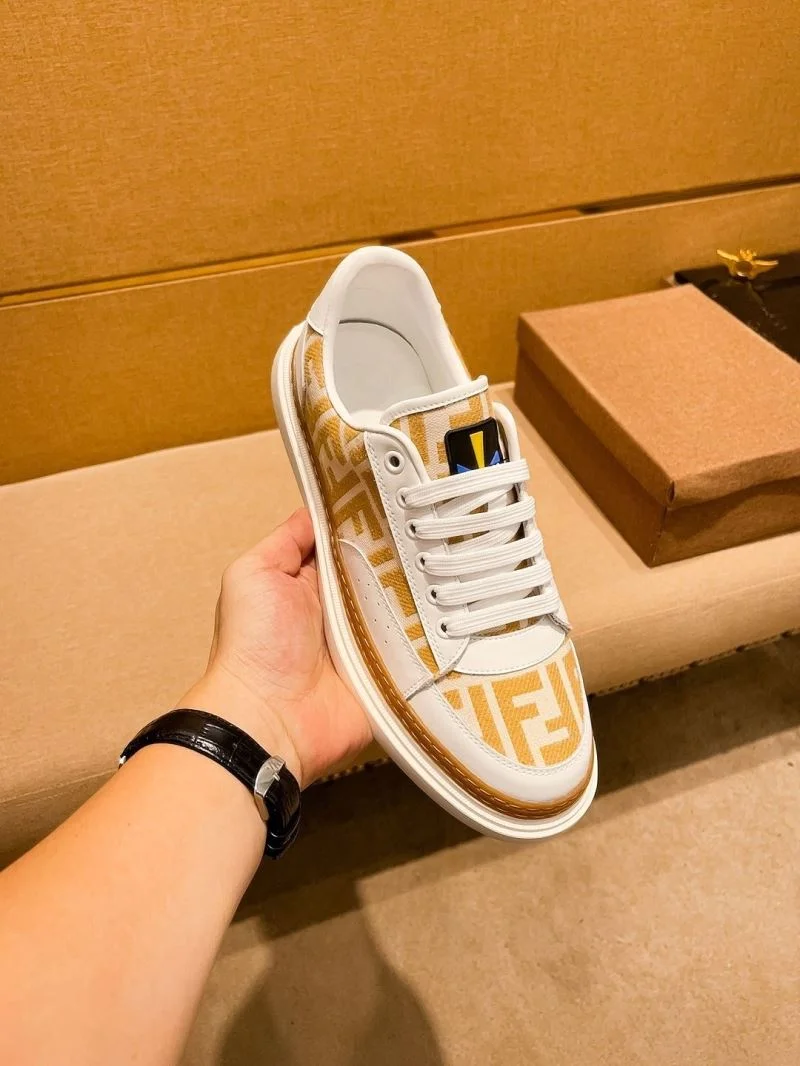 Original Fendi Low Shoes 23647