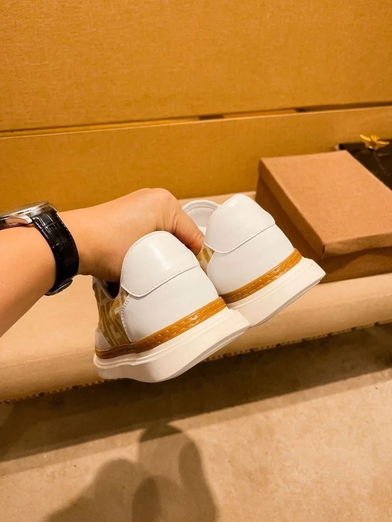 Original Fendi Low Shoes 23647