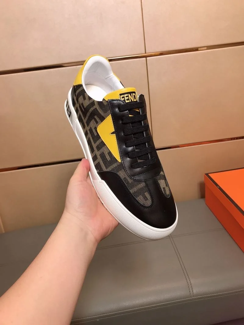 RelaxedFit Fendi Low Shoes 23641