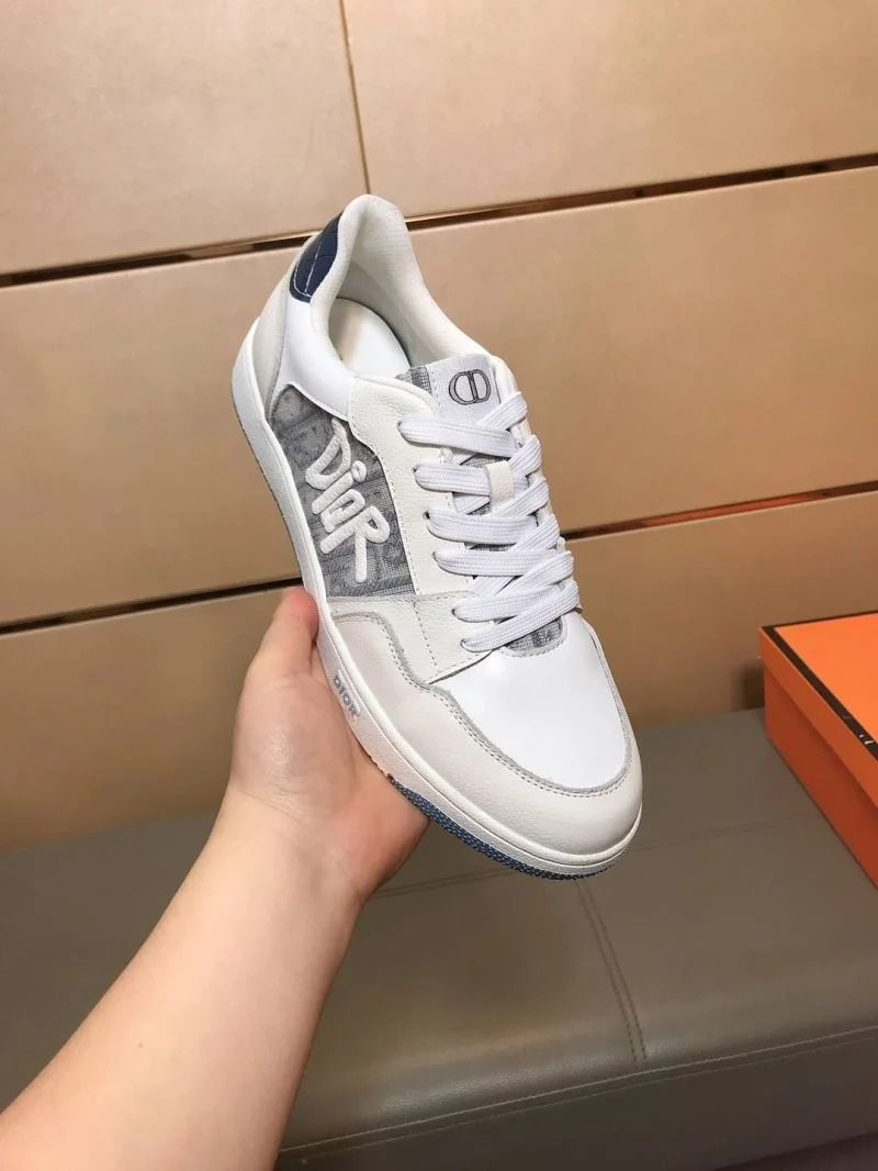 ModernLook Fendi Low Shoes 23678