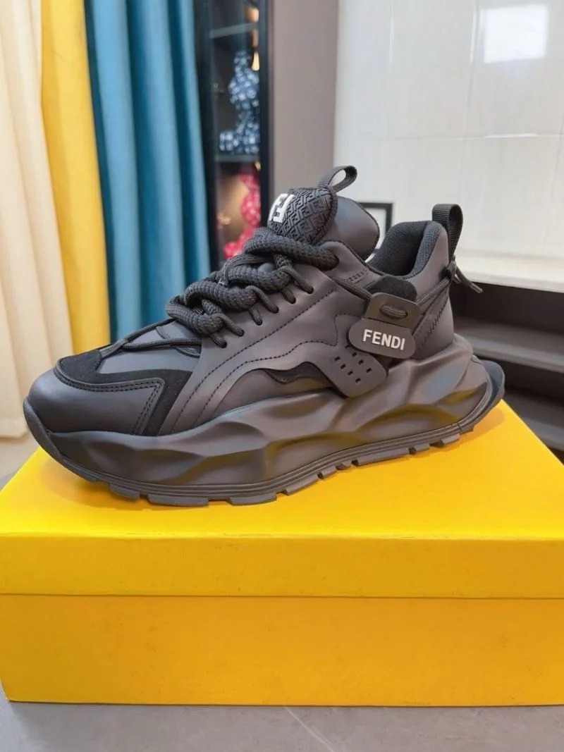QuickDry Fendi Low Shoes 23620