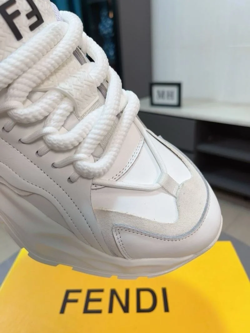 Fendi Low Shoes WrinkleFree 23618