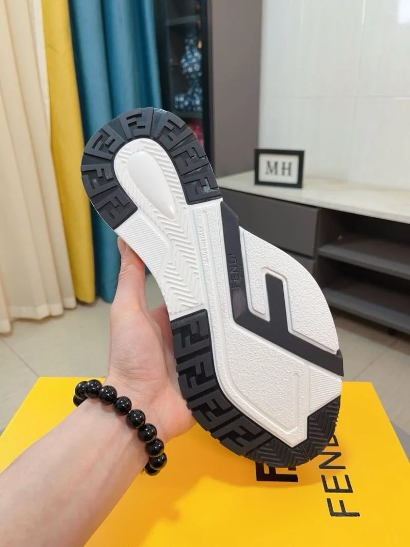 Fendi Low Shoes Flexible 23613