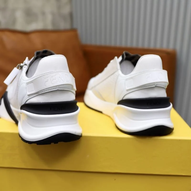 Fendi Low Shoes ComfortFit 23576