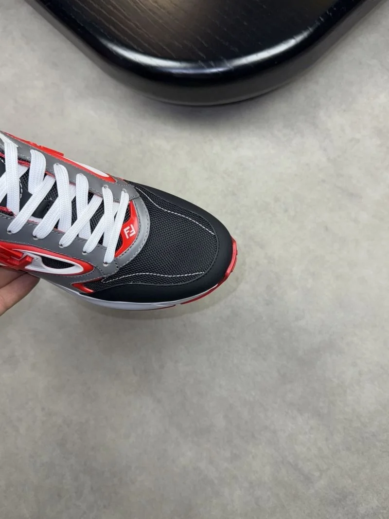 Fendi Low Shoes EyeCatching 23572