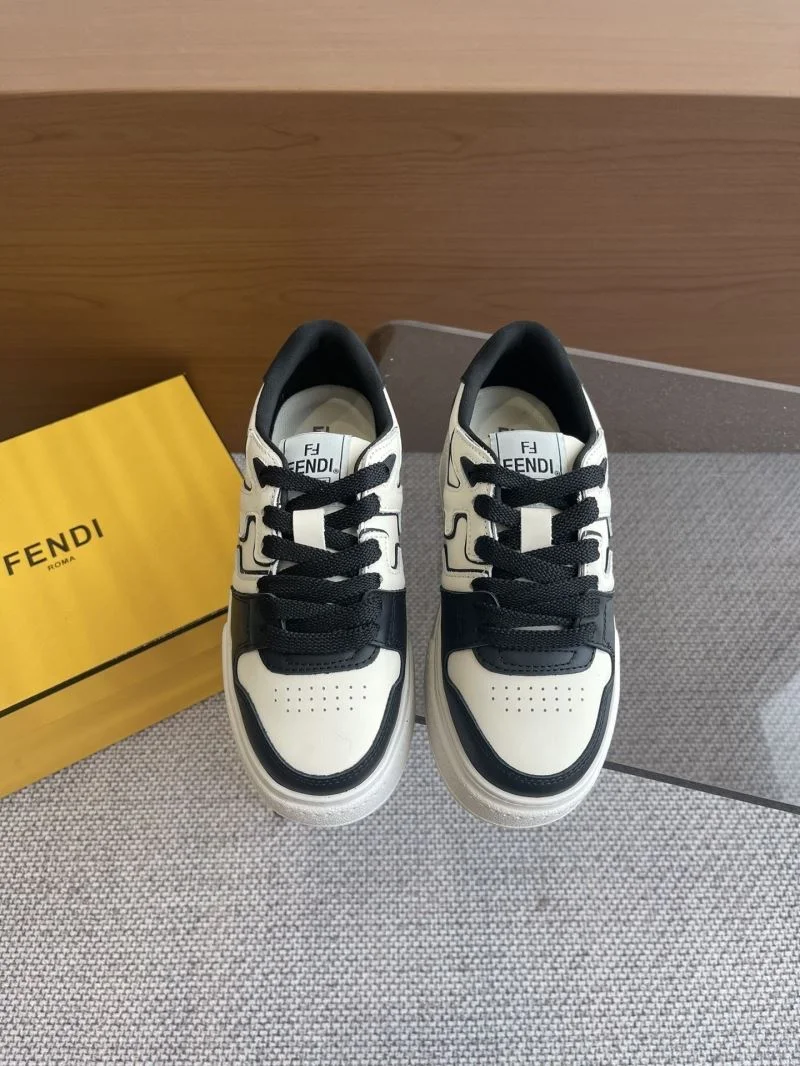 Original Fendi Low Shoes 23306