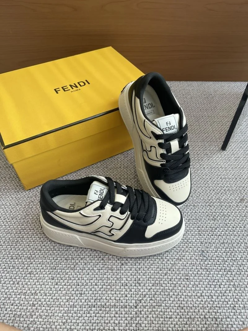 Original Fendi Low Shoes 23306