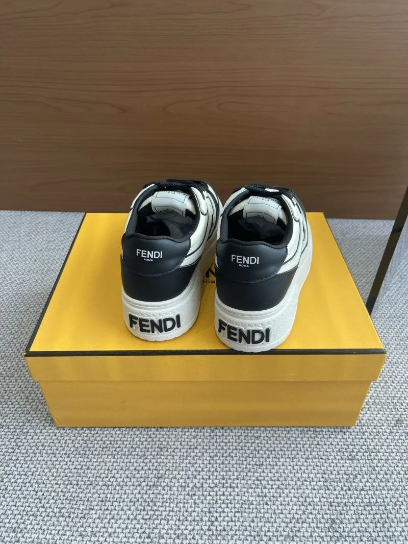 Original Fendi Low Shoes 23306